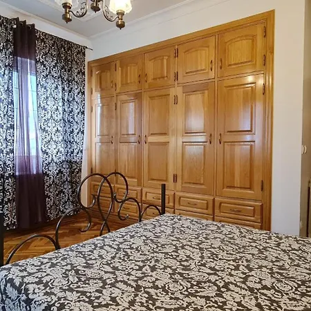 Villa De Nazare