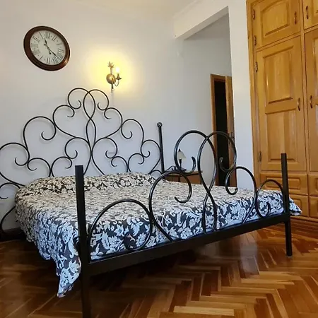 De Nazare Villa Maceira (Leiria)